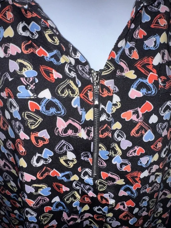 Cocomo-NWT Black Heart-Print Zip Front Blouse Size Large - Picture 6 of 16